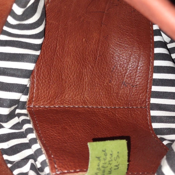 *FINAL PRICE* AWL Snap Leather Crossbody Bag - Picture 10 of 13
